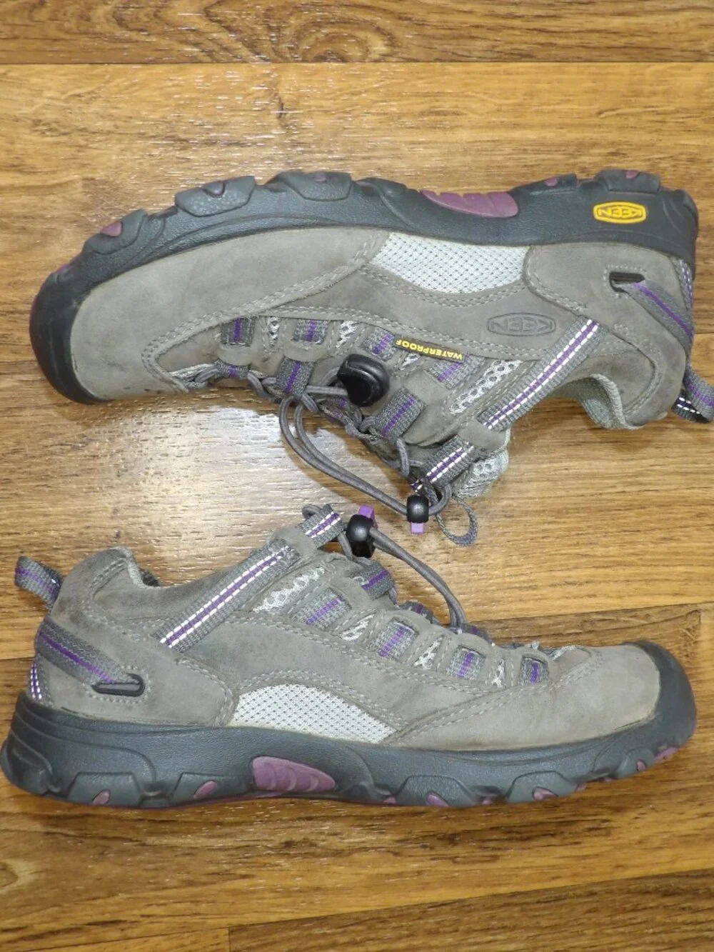 Keen good hiking